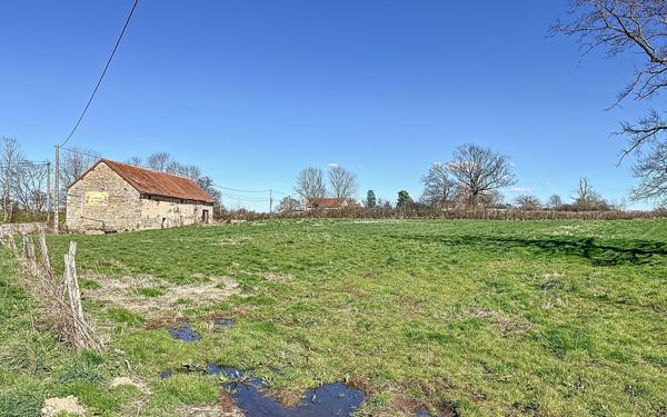 Maison à vendre    1 pièce •  Montmarault