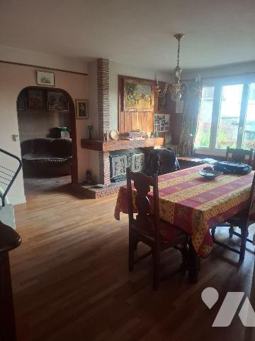 Maison à Vendre à Menetou-Salon (18510) dans le Cher (18)

Cette maison, construite en 1948, ...