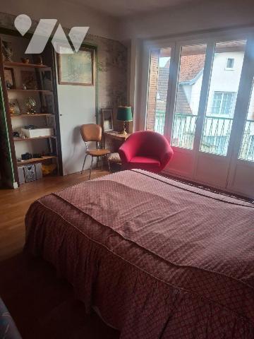 Maison à Vendre à Menetou-Salon (18510) dans le Cher (18)

Cette maison, construite en 1948, ...