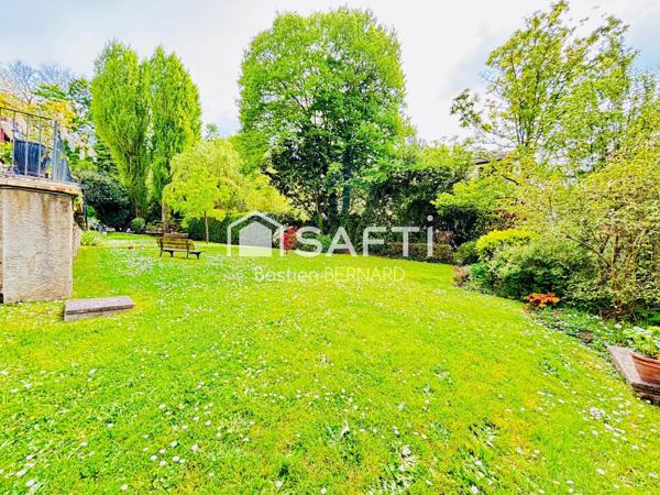 Vélizy – 2 pièces 56 m² en lisière de forêt