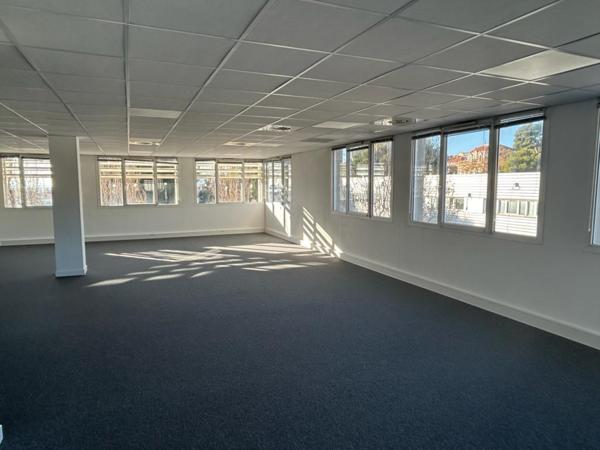 Bureaux à louer en ZFU - 13016 Marseille