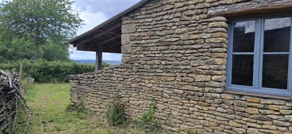 Maison composée de deux parties séparées (ou pas) 10 pièces 167 m2, LA CHAPELLE AUBAREIL (24)