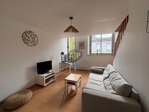 Location appartement Bordeaux : 750 € - AJP Immobilier Cubzac-les-Ponts