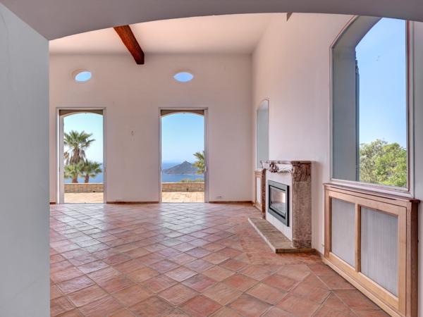 Vente Bastide Saint-Raphaël 7 Pièces 390 m²