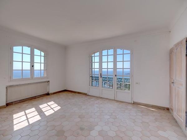 Vente Bastide Saint-Raphaël 7 Pièces 390 m²