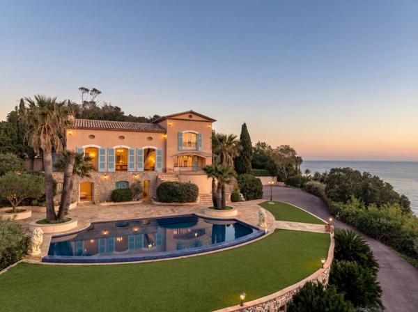 Vente Bastide Saint-Raphaël 7 Pièces 390 m²