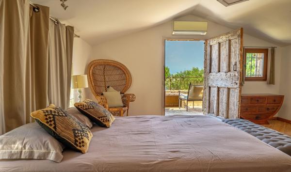 Vente Villa de luxe Porto-Vecchio 6 Pièces 250 m²