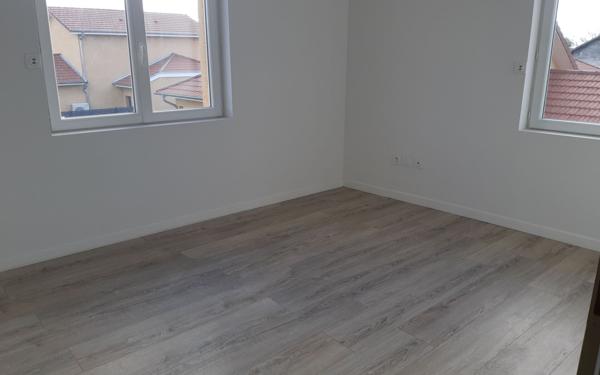 Maison à louer    3 pièces •  Saint-Hilaire-de-la-Côte