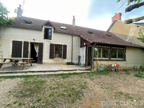 Vente
                Maison139,38 m² - 5 Pièces -
                    ORCENAIS (18200)
