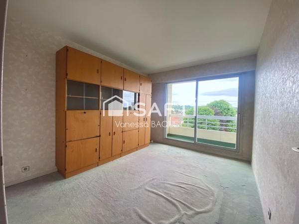 Rare sur le secteur : duplex 6 pièces avec extérieurs et stationnement