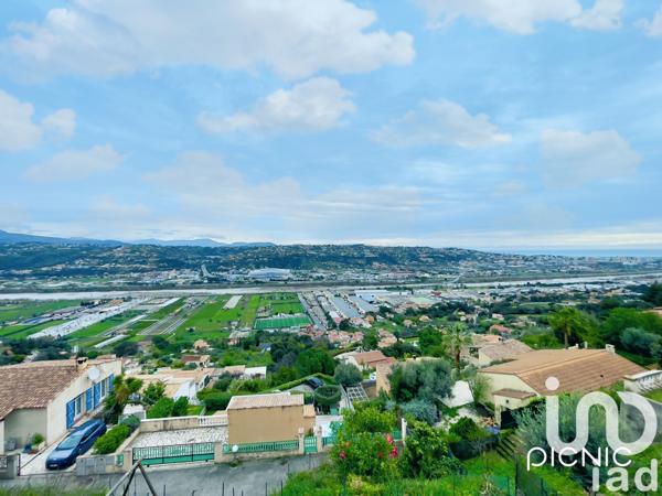 Maison à vendre 4 pièces 96 m² Saint-Laurent-du-Var