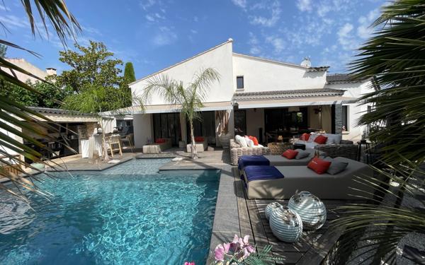 Maison à vendre    6 pièces •  Le Beausset