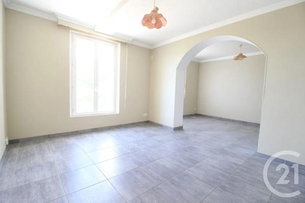 Maison à vendre  5 pièces - 115,20 m 2   CHATEAU THIERRY  - 02