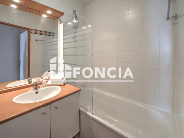 À vendre Appartement 2 pièces 30 m² - Saint-genis-pouilly 01630