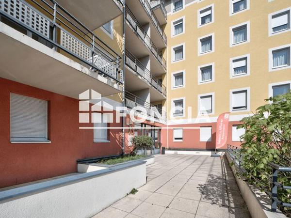 À vendre Appartement 2 pièces 30 m² - Saint-genis-pouilly 01630