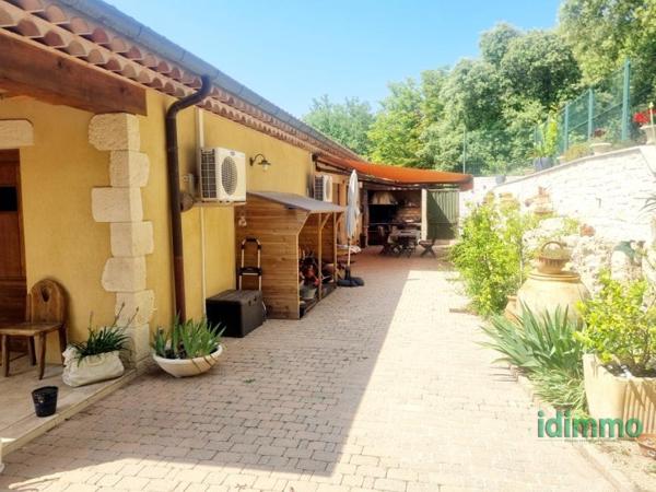 Draguignan villa F6 197m² piscine garage terrasse 795000€ crn2373 DPE A Draguignan (83300)