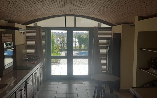 Maison à vendre    6 pièces •  Kourou