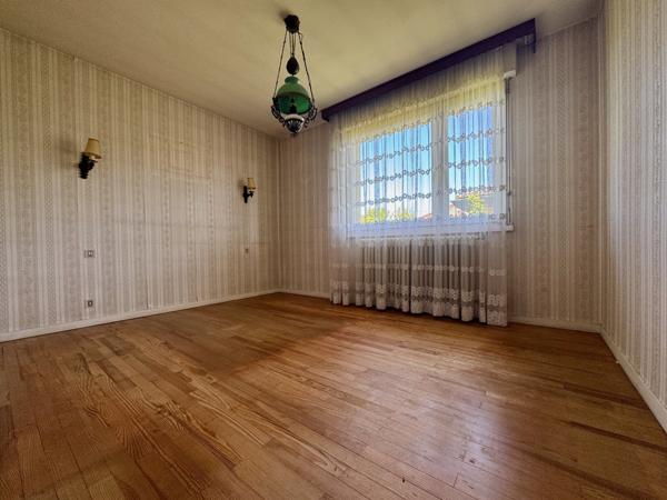 Maison T4 de 88 m2 sur sous-sol complet