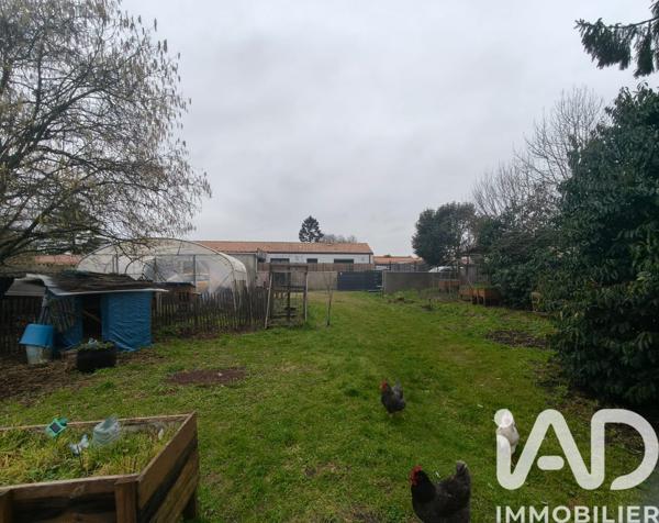 Terrain à vendre 555 m² Montréverd