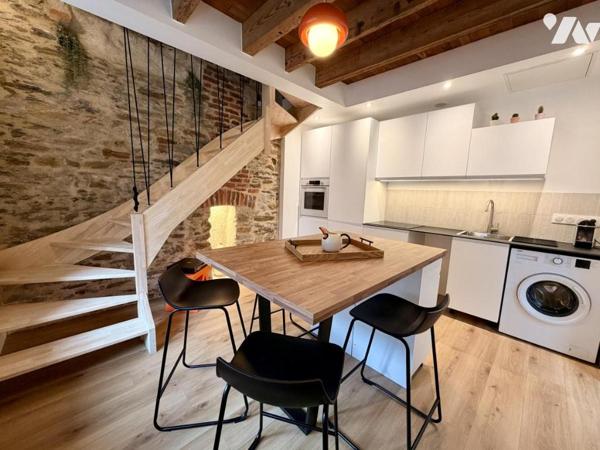 MAISON DE VILLE AVEC TERRASSE A TALENSAC