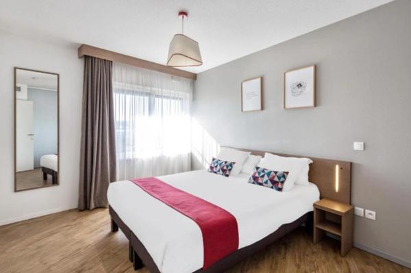 MULHOUSE, Quartier Europe - Nouveau-Bassin, T1 lumineux proche gare et centre ville en résidence hôtelière gérée