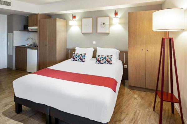 MULHOUSE, Quartier Europe - Nouveau-Bassin, T1 lumineux proche gare et centre ville en résidence hôtelière gérée