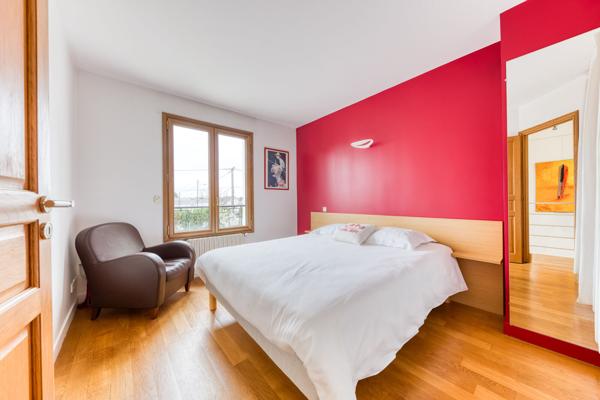 Maison Pontault Combault 7 pièce(s) 187,7 m2