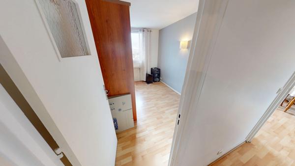 EXCLUSIVITÉ GUY HOQUET Appartement 3 pièces lumineux à Ivry-sur-Seine (55 m²)