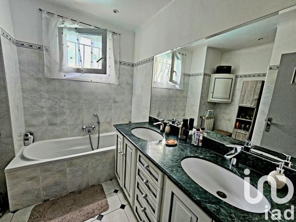 Maison à vendre 5 pièces 105 m² Le Luc