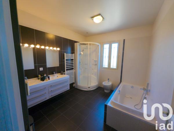 Maison à vendre 6 pièces 340 m² Grasse