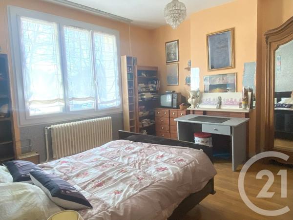 Maison à vendre  9 pièces - 233 m 2   BEAUVAIS  - 60