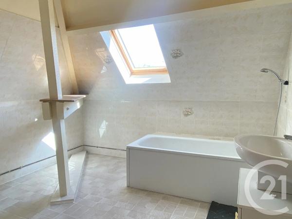 Maison à vendre  9 pièces - 233 m 2   BEAUVAIS  - 60