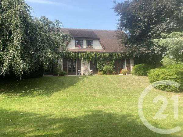 Maison à vendre  9 pièces - 233 m 2   BEAUVAIS  - 60