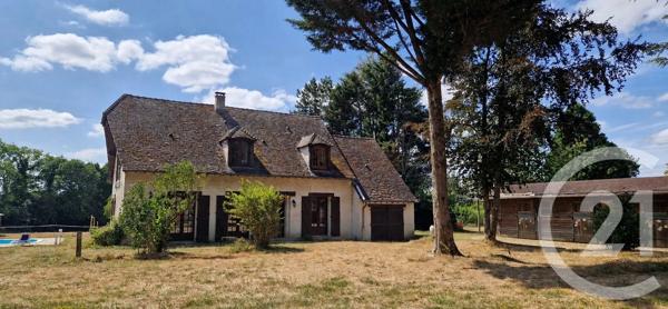 Maison à vendre  9 pièces - 233 m 2   BEAUVAIS  - 60