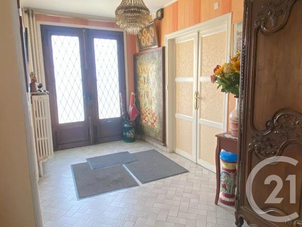 Maison à vendre  9 pièces - 233 m 2   BEAUVAIS  - 60