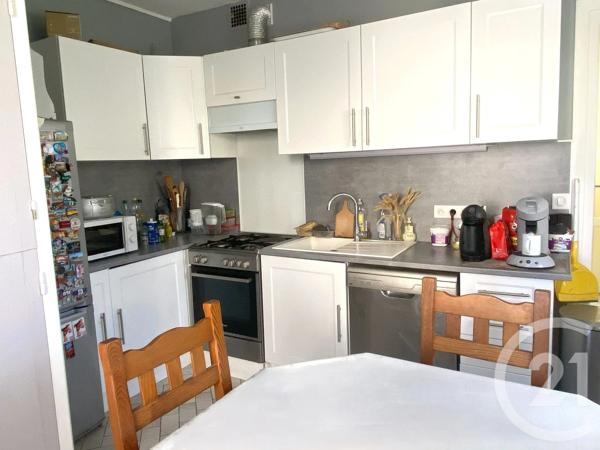 Maison à vendre  9 pièces - 233 m 2   BEAUVAIS  - 60