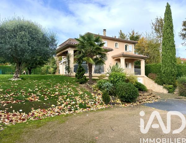 Maison à vendre 8 pièces 240 m² Saint-Didier-au-Mont-d'Or