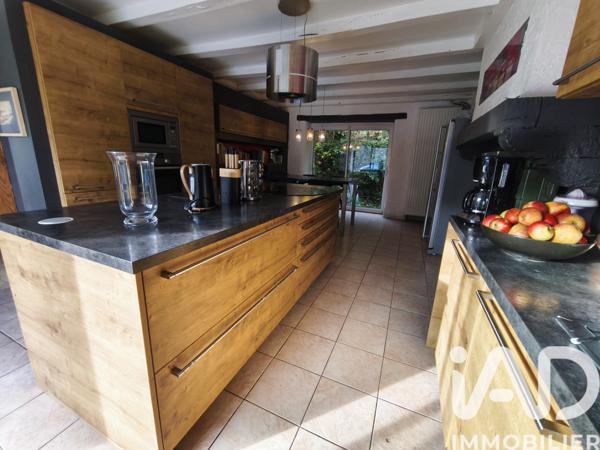 Maison à vendre 6 pièces 240 m² Mellac