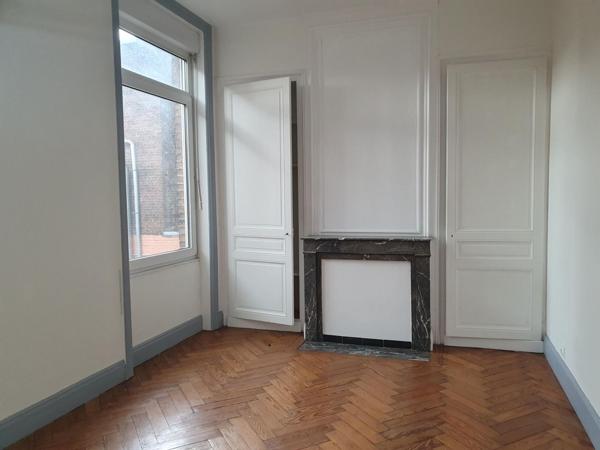 Lille, secteur Jean-Baptiste Lebas, appartement 3 pièces