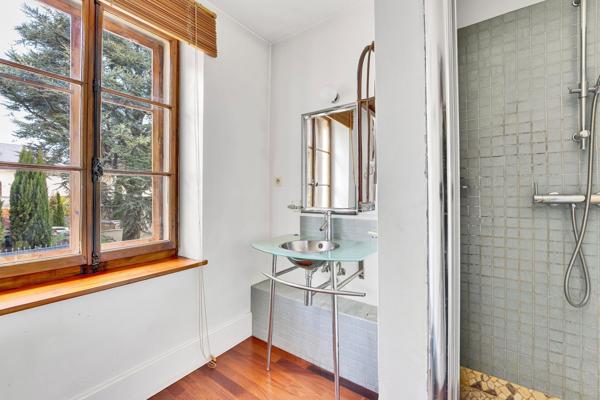 Vente Maison de ville Gex 12 Pièces 420 m²