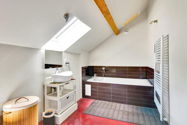 Vente Maison de ville Gex 12 Pièces 420 m²