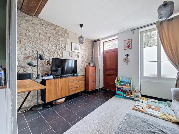 Maison Bauge 4 pièce(s) 93 m2