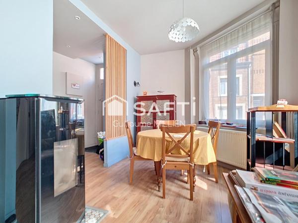 Maison semi individuelle 4 chs + bureau, terrasse, garage