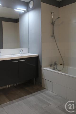 Appartement F3 à vendre  3 pièces - 68,60 m2 PESSAC - 33