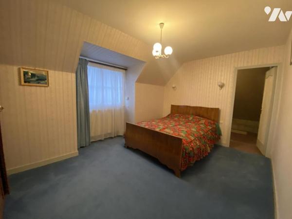 A VENDRE - PAVILLON - ERNEE 