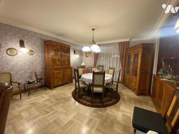 A VENDRE - PAVILLON - ERNEE 