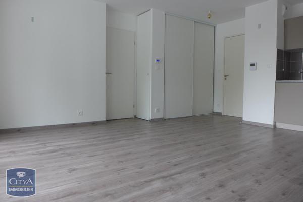 Appartement à louer 2 pièces 43.87m²