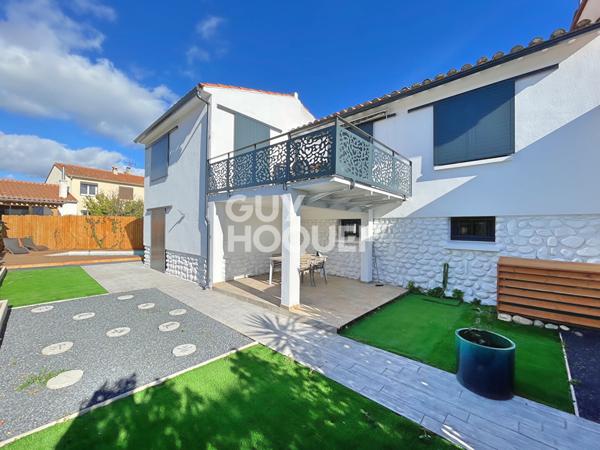 Saint Cyprien maison divisée en 2 appartements, 5 pièces, garage, jardin et piscine composé de deux habitations.