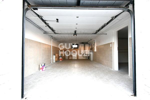 Saint Cyprien maison divisée en 2 appartements, 5 pièces, garage, jardin et piscine composé de deux habitations.