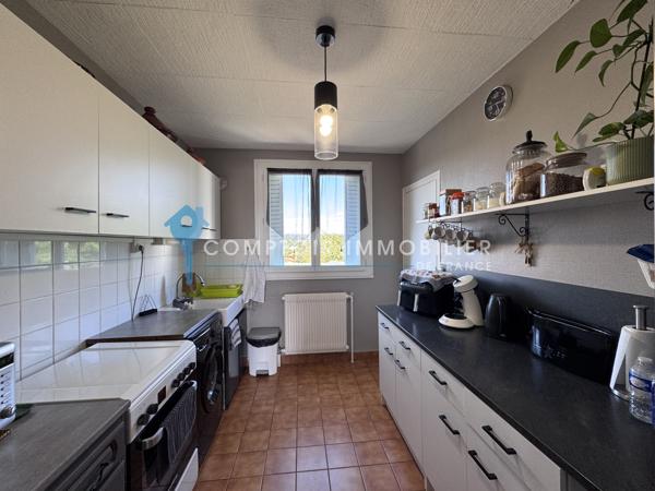 Appartement 4 pièce(s) 2 chambre(s) 66.67 m²